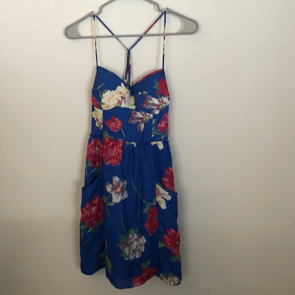 American Eagle Outfitters Dresses & Skirts - AE blue floral dress